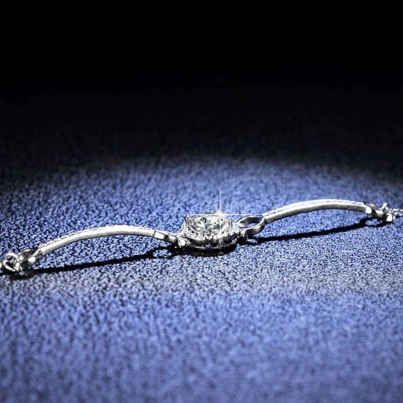 Certified 1ct. t.w. Moissanite Diamond Halo Bar Circle Bracelet NEW - Picture 8 of 15